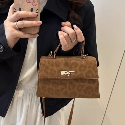 百搭单肩斜挎包复古洋气凯莉包