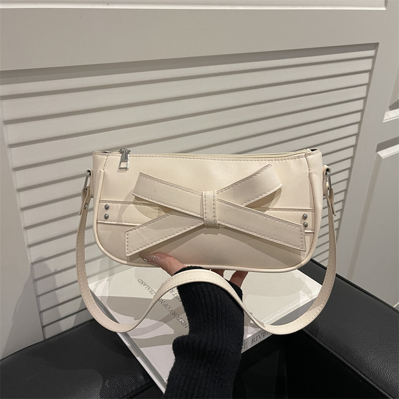 流行蝴蝶结小方包女2026新款日韩风单肩斜挎包时尚百搭腋下包