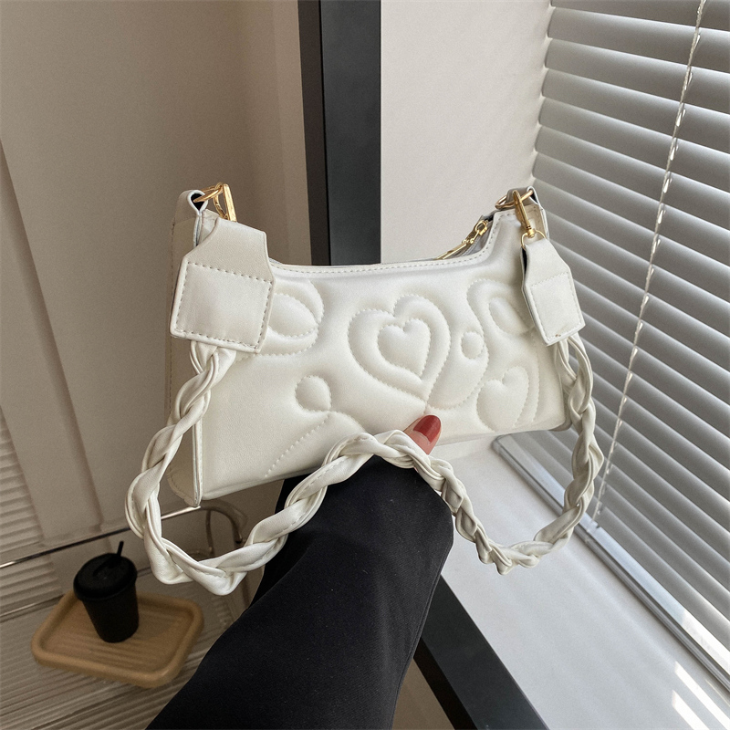 赫雅法棍腋下包超低价车缝线