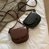 包包2024新款 潮韩版 网红马鞍包质感森系斜挎小包复古百搭单肩女包