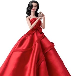 Fashion Royalty 香水Vanessa FR娃娃