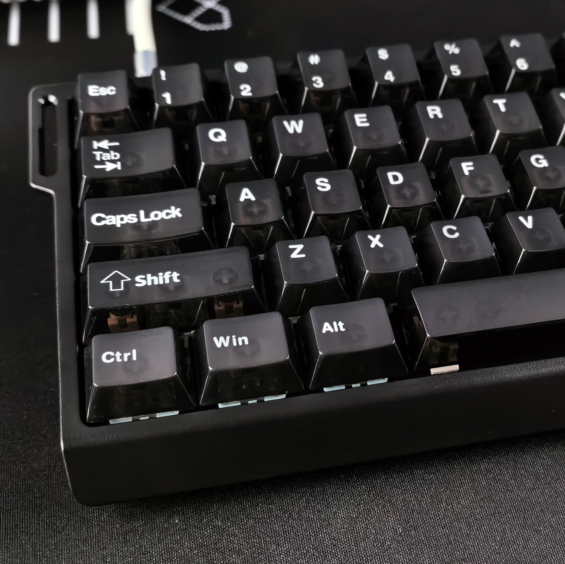 黑色雾透键帽透明正刻适配made68迈从Ace68魔导士EV63前行者X87