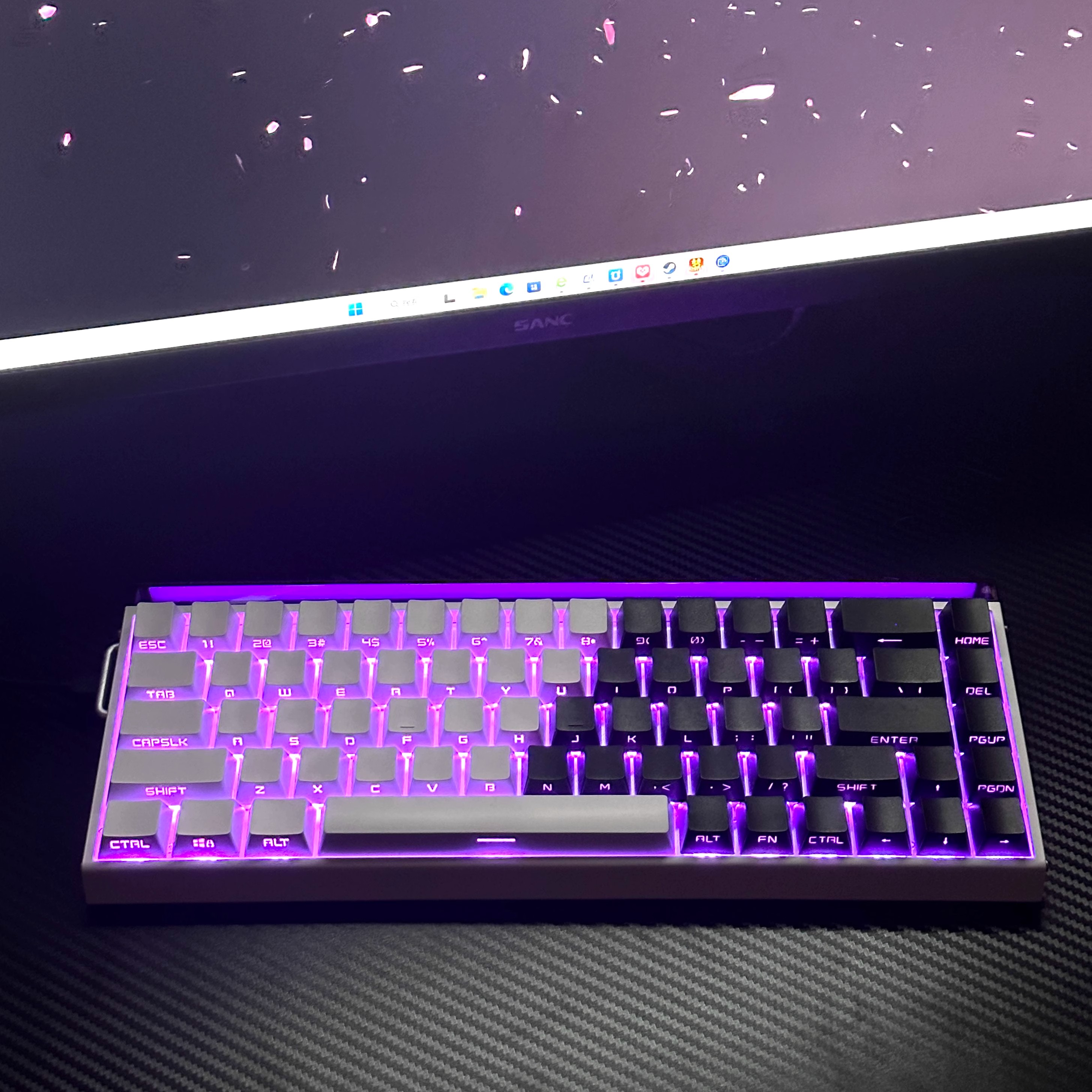 黑白双拼键帽侧刻透光OEM高度适配wooting迈从Ace68 EZ63 狼蛛F87