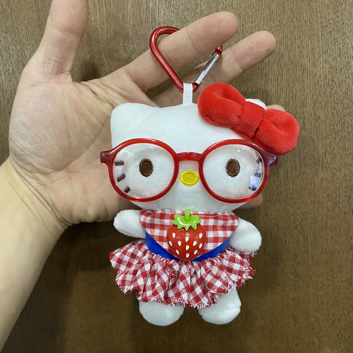 可爱红白格kitty毛绒挂件包包公仔书包钥匙扣kt玩偶挂饰女生礼物