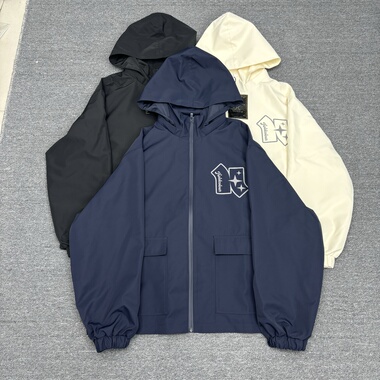 HC潮牌下架 户外连帽工装冲锋衣夹克外套必入款可拆卸帽子ZT42701