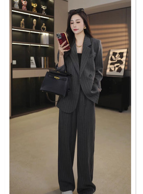 今年流行特惠3001大码女装灰色气质西装套装胖mm长裤韩版穿搭