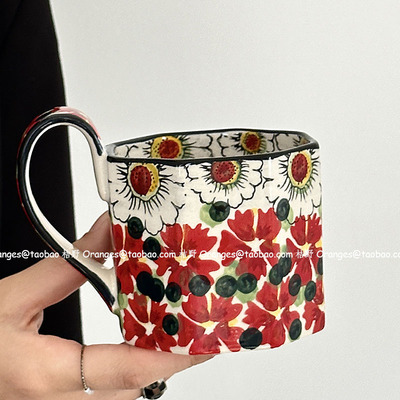 波兰复古手绘红浆果马克杯