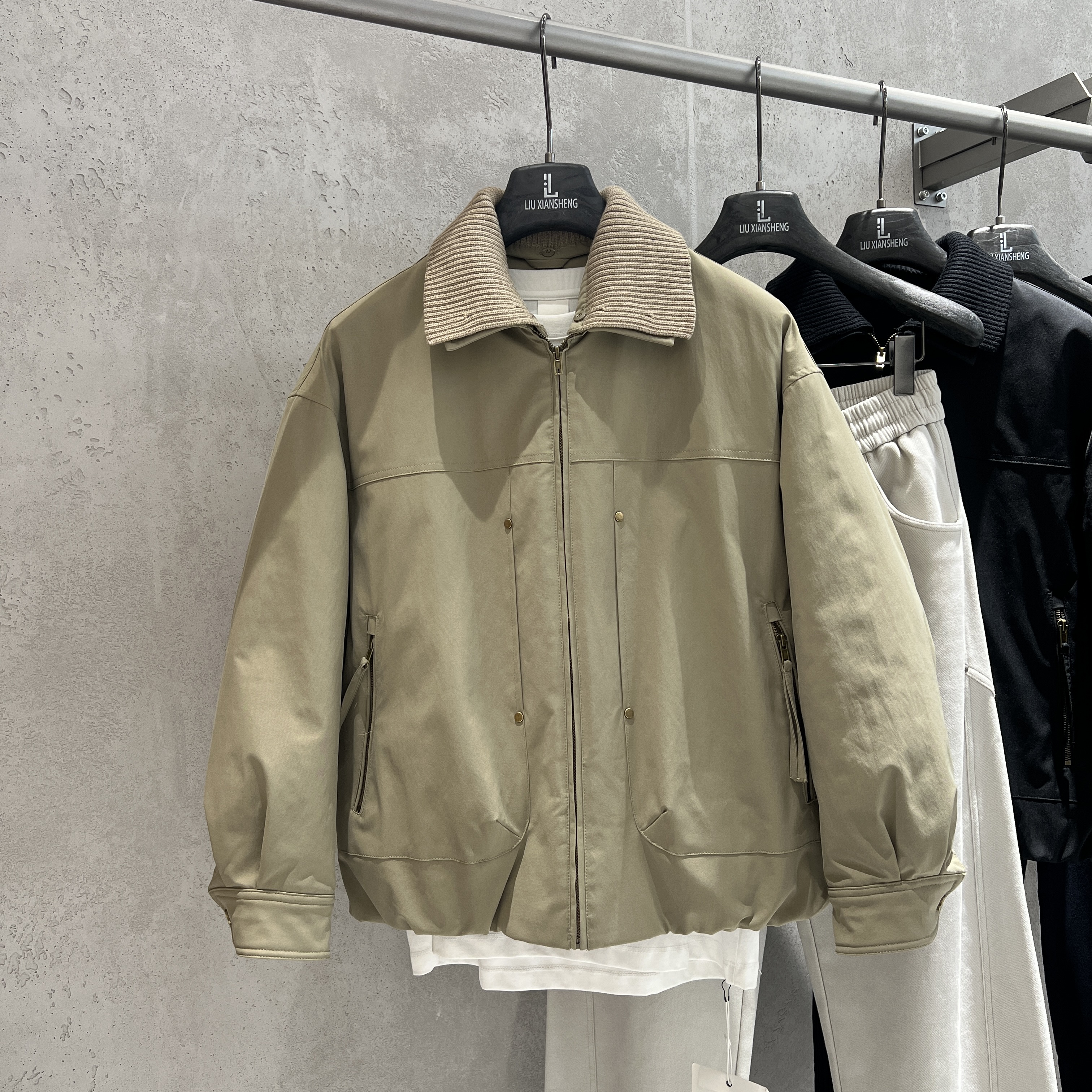 实体同款90白鸭绒翻领羽绒服男款