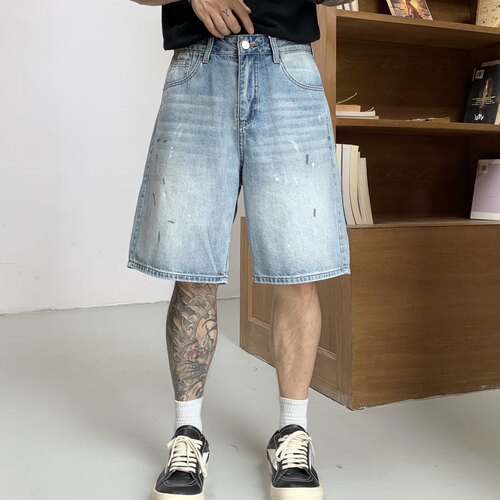 水洗做旧设计感牛仔短裤男