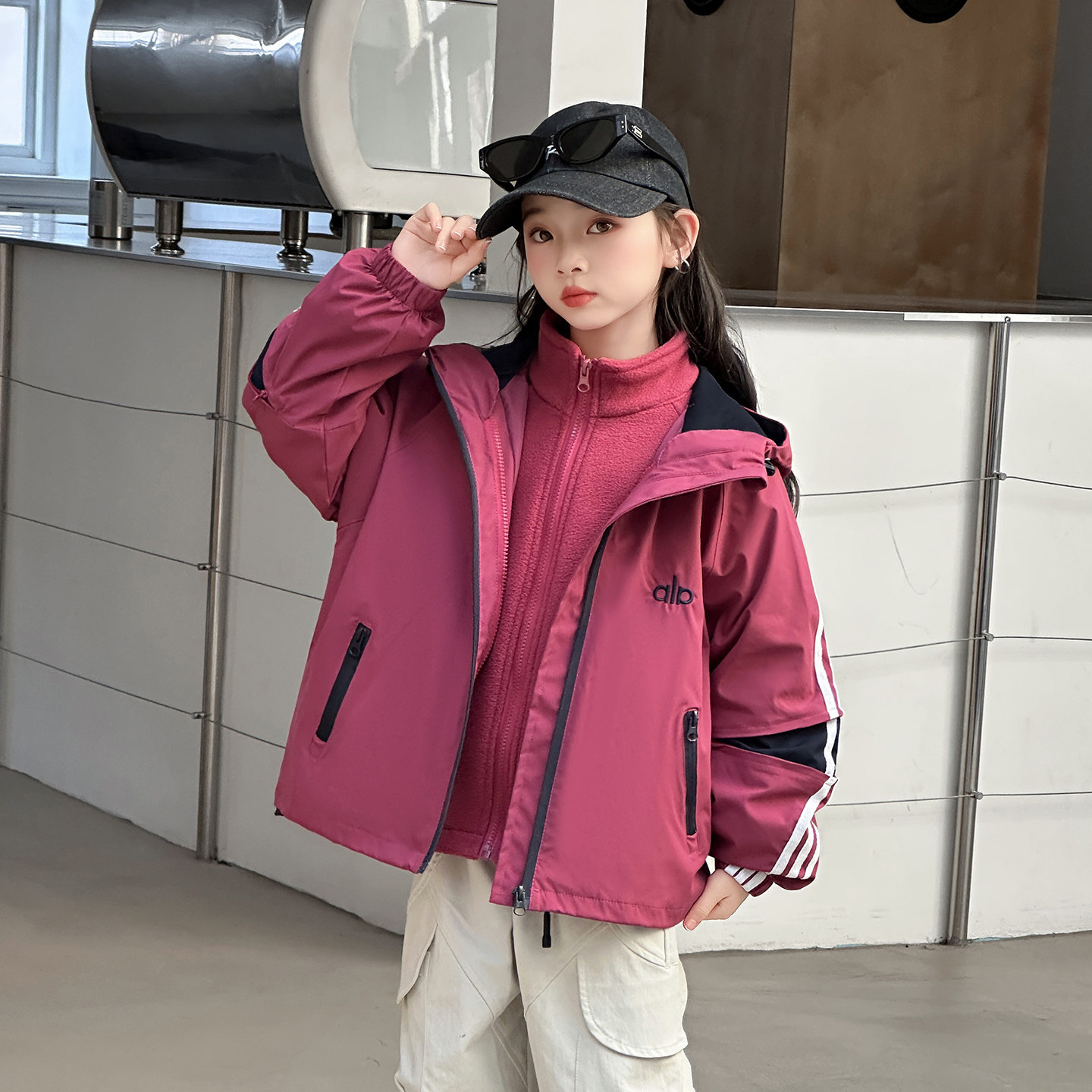 女童冲锋衣外套春秋款可拆三合一