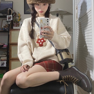 冬季复古毛巾绣小熊套头毛衣女日系宽松学院风可爱圆领针织打底衫