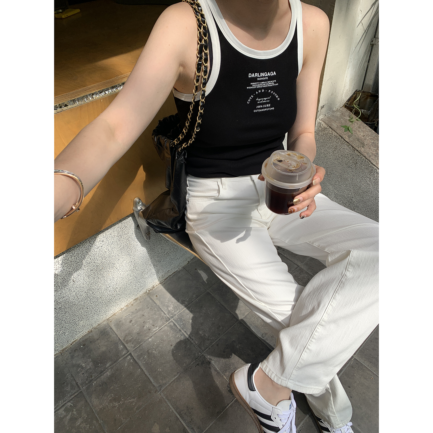 yangle撞色字母针织吊带背心