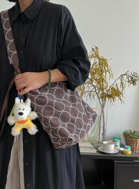 日系百搭hobo包皆川明风铃鼓花棉麻重工刺绣单肩包肩带可调斜挎包