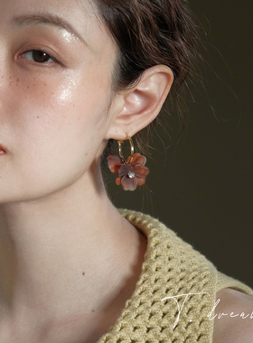 《马蒂斯花园》琥珀咖花朵耳环女小众设计高级感耳饰耳钉2026新款