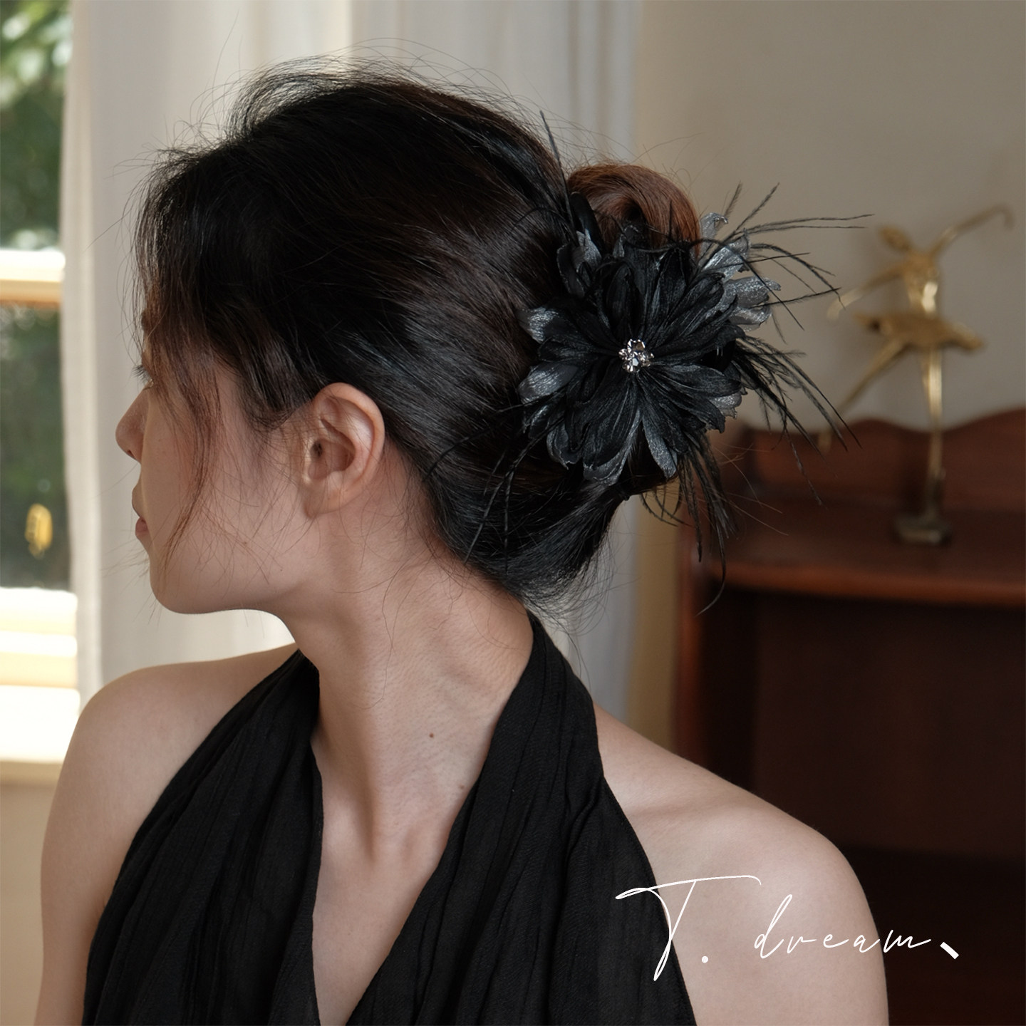 《天鹅之夜》法式重工羽毛抓夹大号鲨鱼夹发量多半扎发发卡头饰,饰品/流行首饰/时尚饰品新,发饰,淘宝优惠券,粉丝福利购,淘宝优惠卷