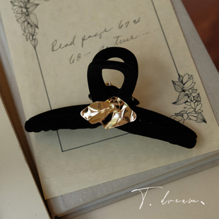 复古黑金百搭抓夹大号鲨鱼夹发量多半扎发发卡头饰 法式 周刊