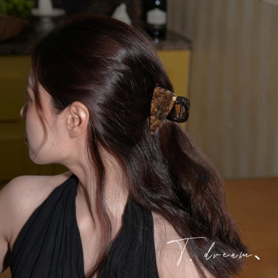 仲夏夜之梦琥珀醋酸复古时髦发抓