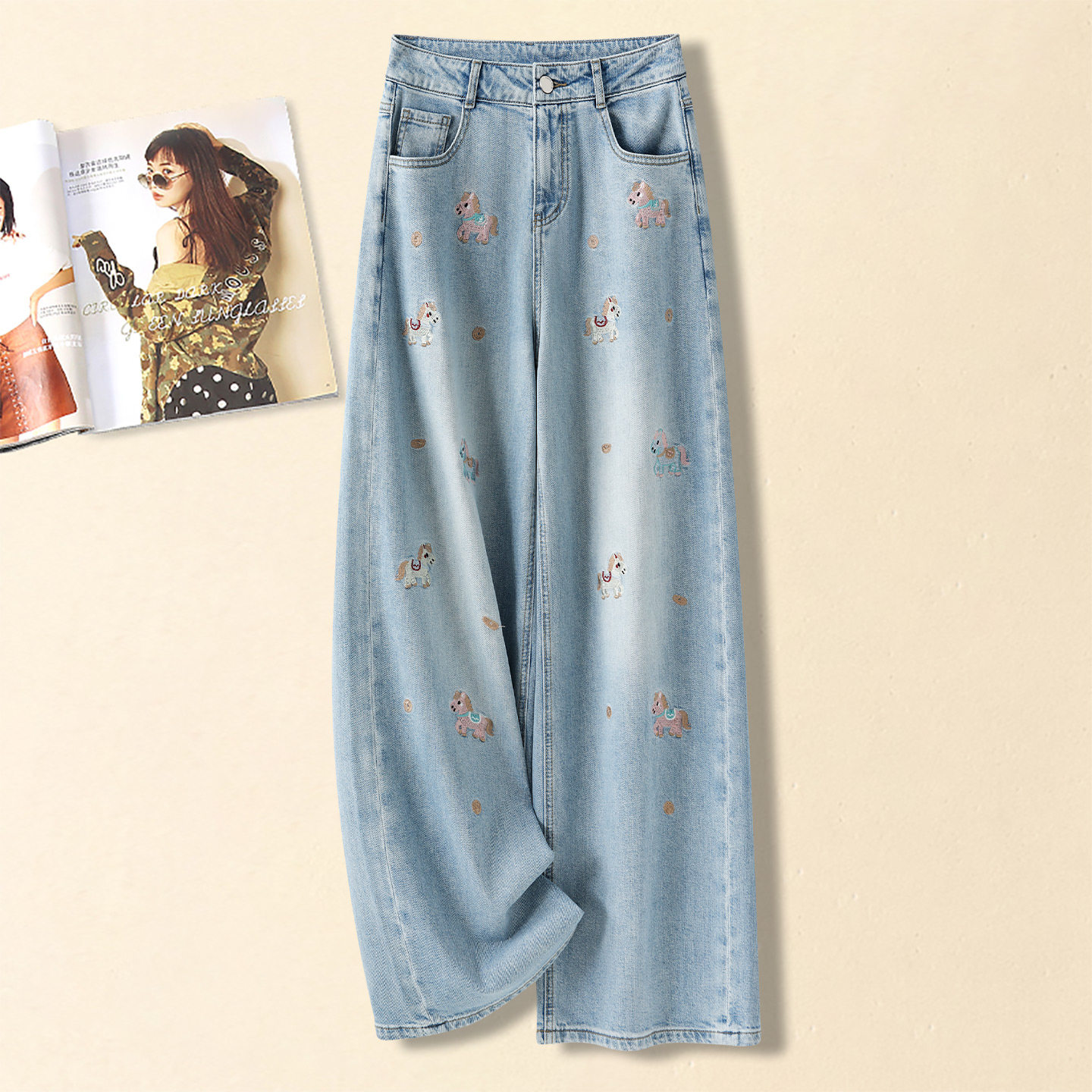 时尚百搭刺绣阔腿牛仔裤女高腰显瘦浅蓝色直筒裤春夏薄款2026新款