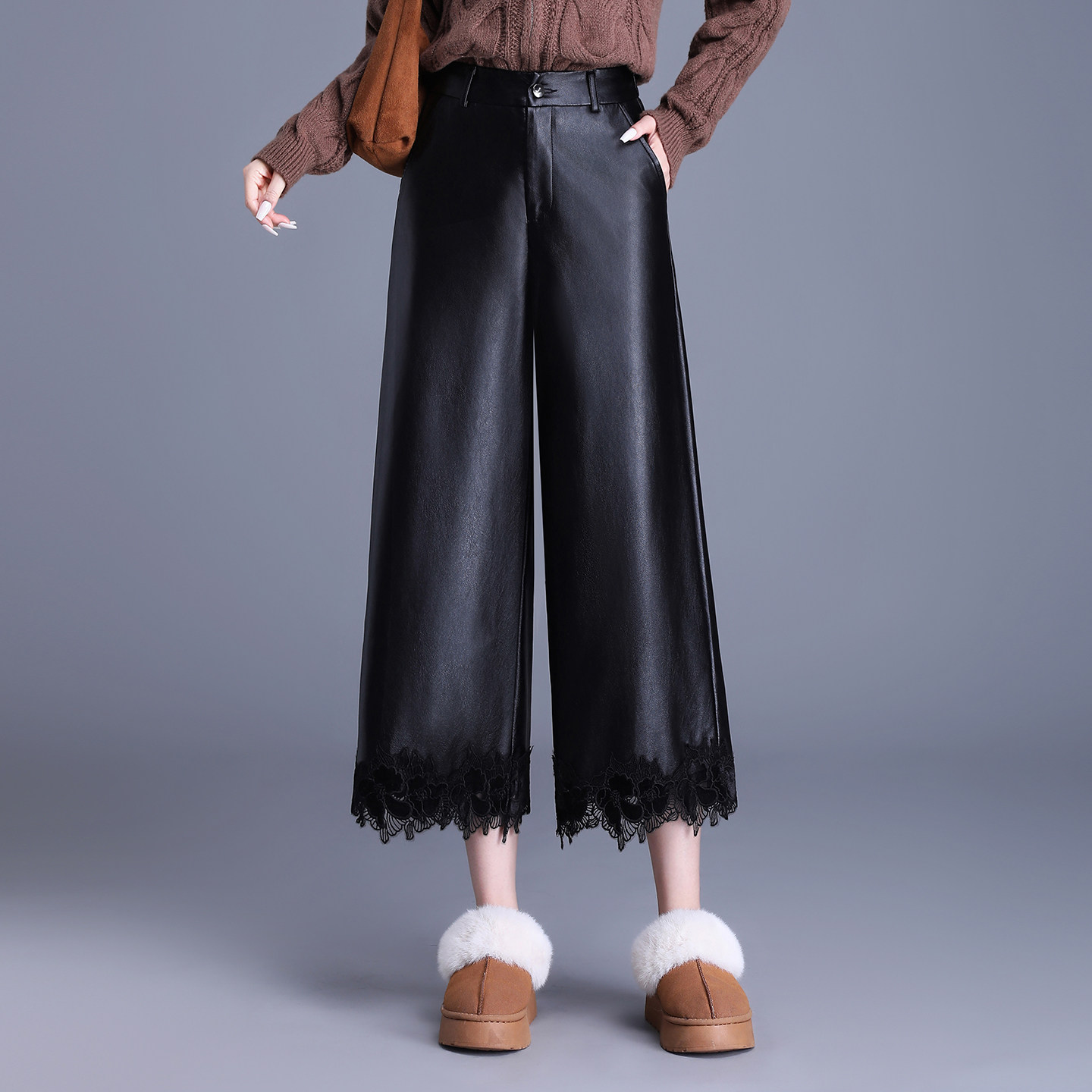 设计感蕾丝花边八分阔腿裤皮裤