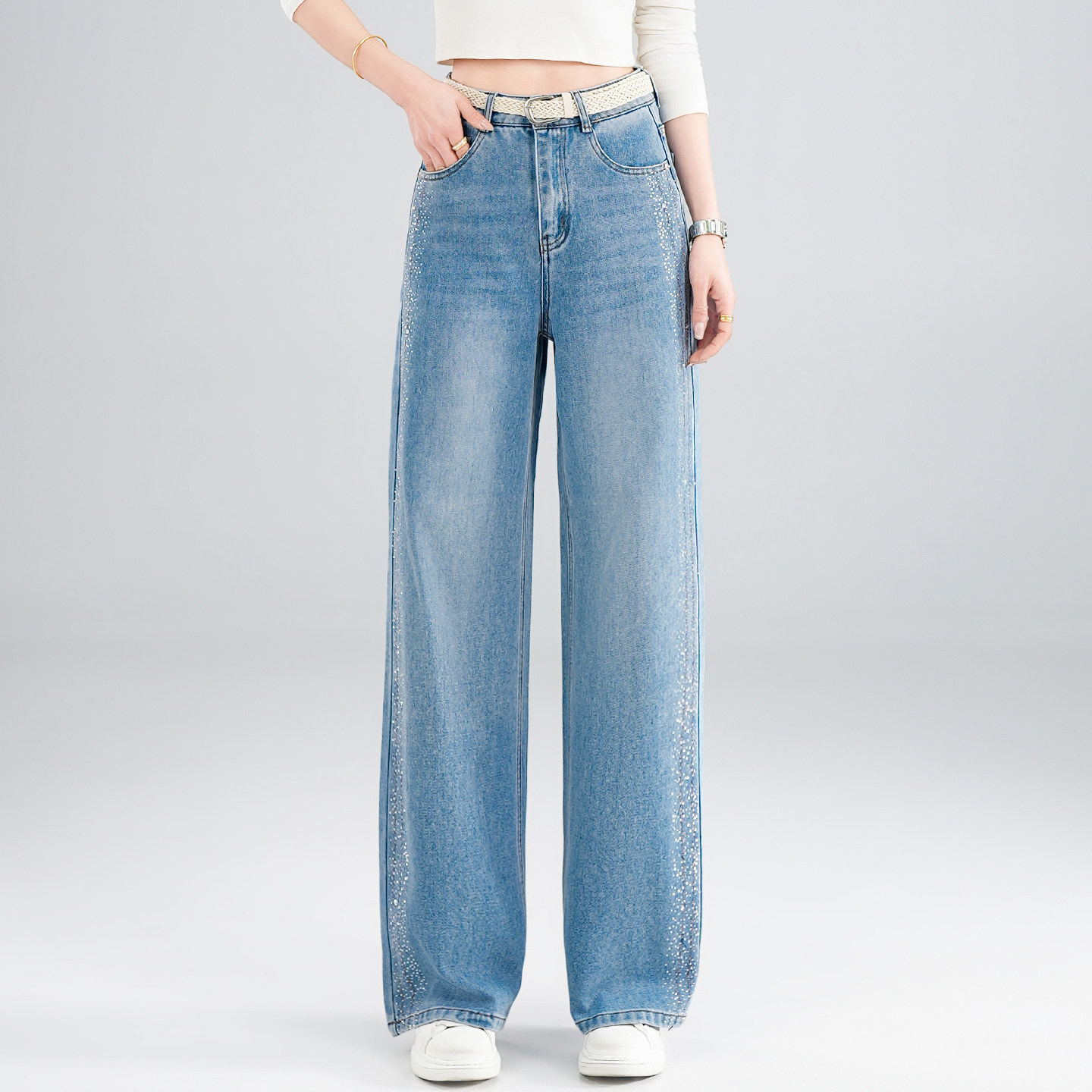 2026春季新款高级感烫钻阔腿牛仔裤女宽松显瘦直筒长裤百搭休闲裤