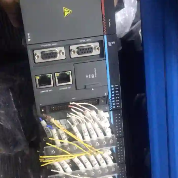 【议价】英威腾主机  AX71-C-1608P  成色九五新