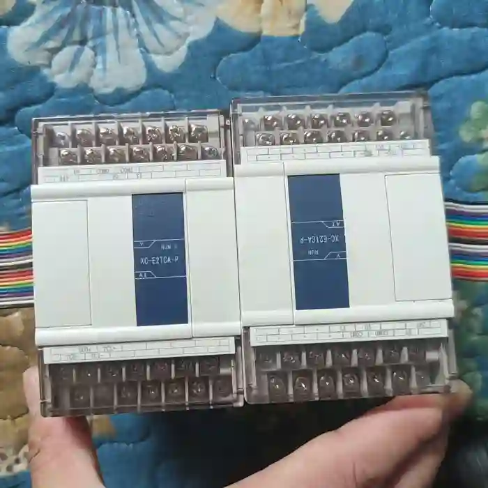 【议价】信捷温度模块，XC-E2TCA-P，两路温度，包好，