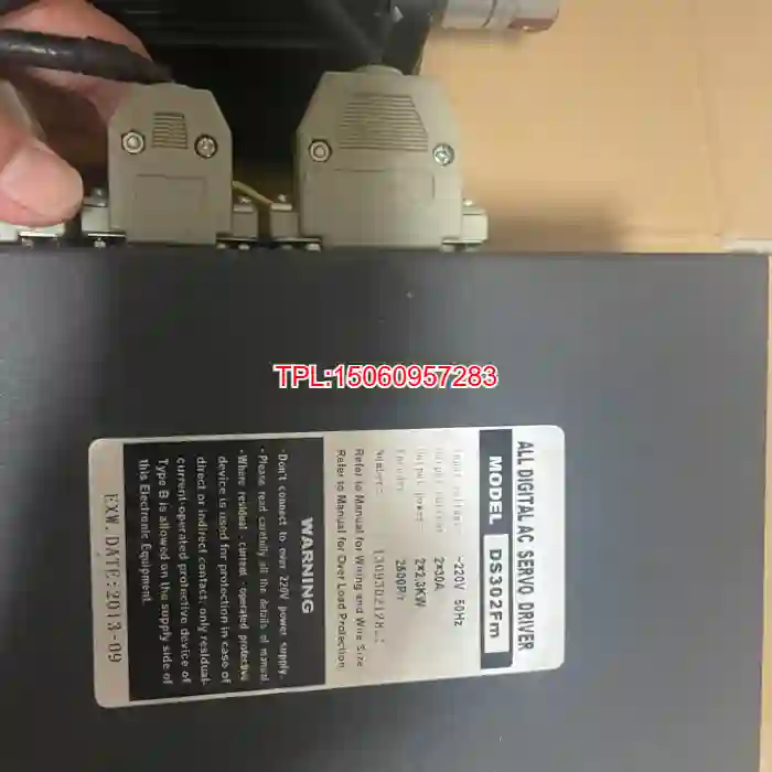 【议价】鑫科瑞一拖二伺服驱动器一台DS302Fm，带电机两台