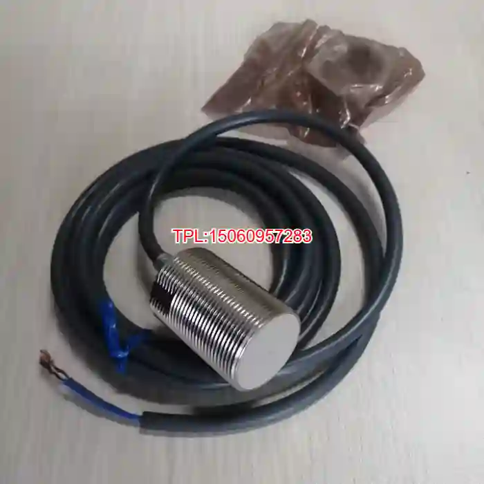 【议价】欧姆龙E2E-X10Y2接近开关正品原装 包邮正品原