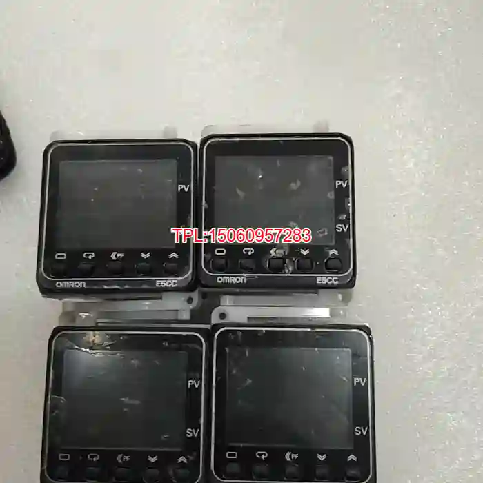 【议价】欧姆龙温控器  E5CC-RX2ASM-800（4个