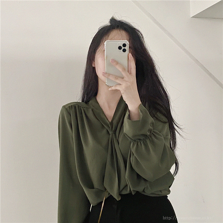 Photo protection Vintage ribbon collar shirt top bow temperament Long Sleeve Shirt