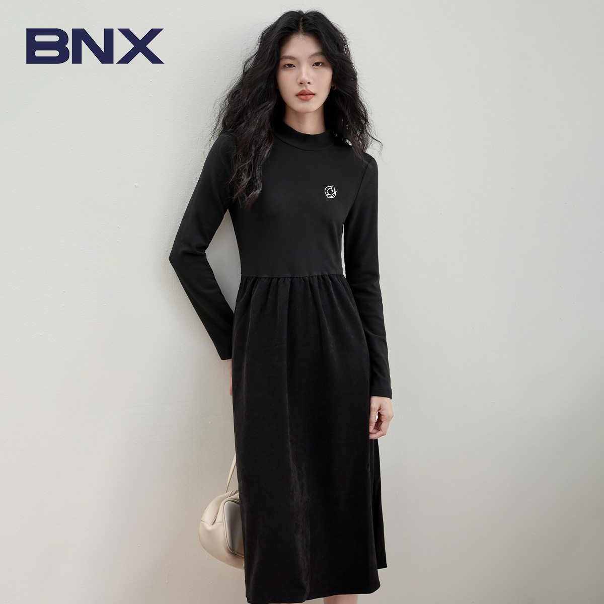 BNX2025春夏新款黑色中高领连衣裙子长袖收腰A字裙时尚气质女装
