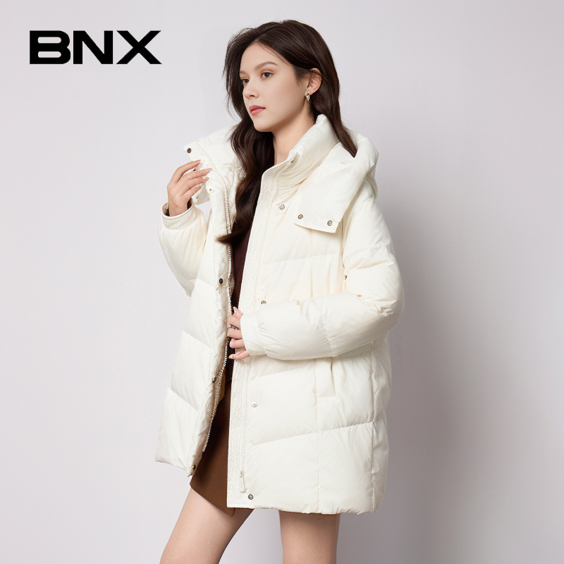 BNX2025冬季新款羽绒服女中长款过膝加厚保暖白鸭绒连帽外套