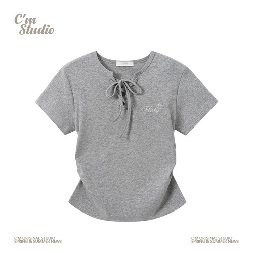 设计感刺绣绑带纯色正肩短袖T恤