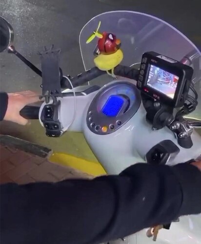 摩托车 电动车 踏板车改装头盔骑行摄像 通用行车记录仪配件