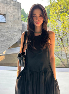 women long dresses sleeveless elegant dresses黑色圆领背心