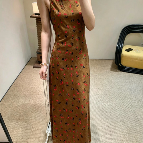 至上-26年夏上新轻奢优雅复古唯美气质香云纱斜裁连衣裙w7006