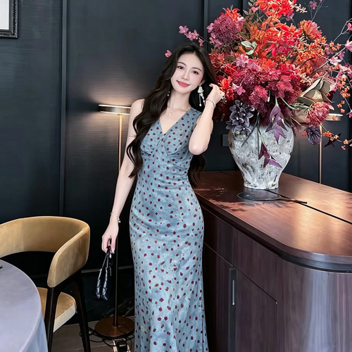 紫藤花外贸-复古氛围感柔和雾霾蓝底色搭连衣裙(含50真丝)Y21252