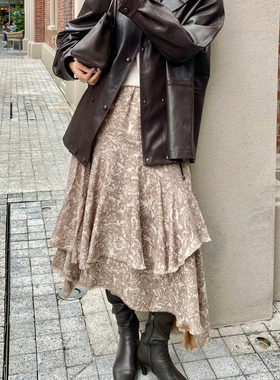 毛晓彤Cello  25秋冬设计腰果花双层不规则裙摆毛边半身裙