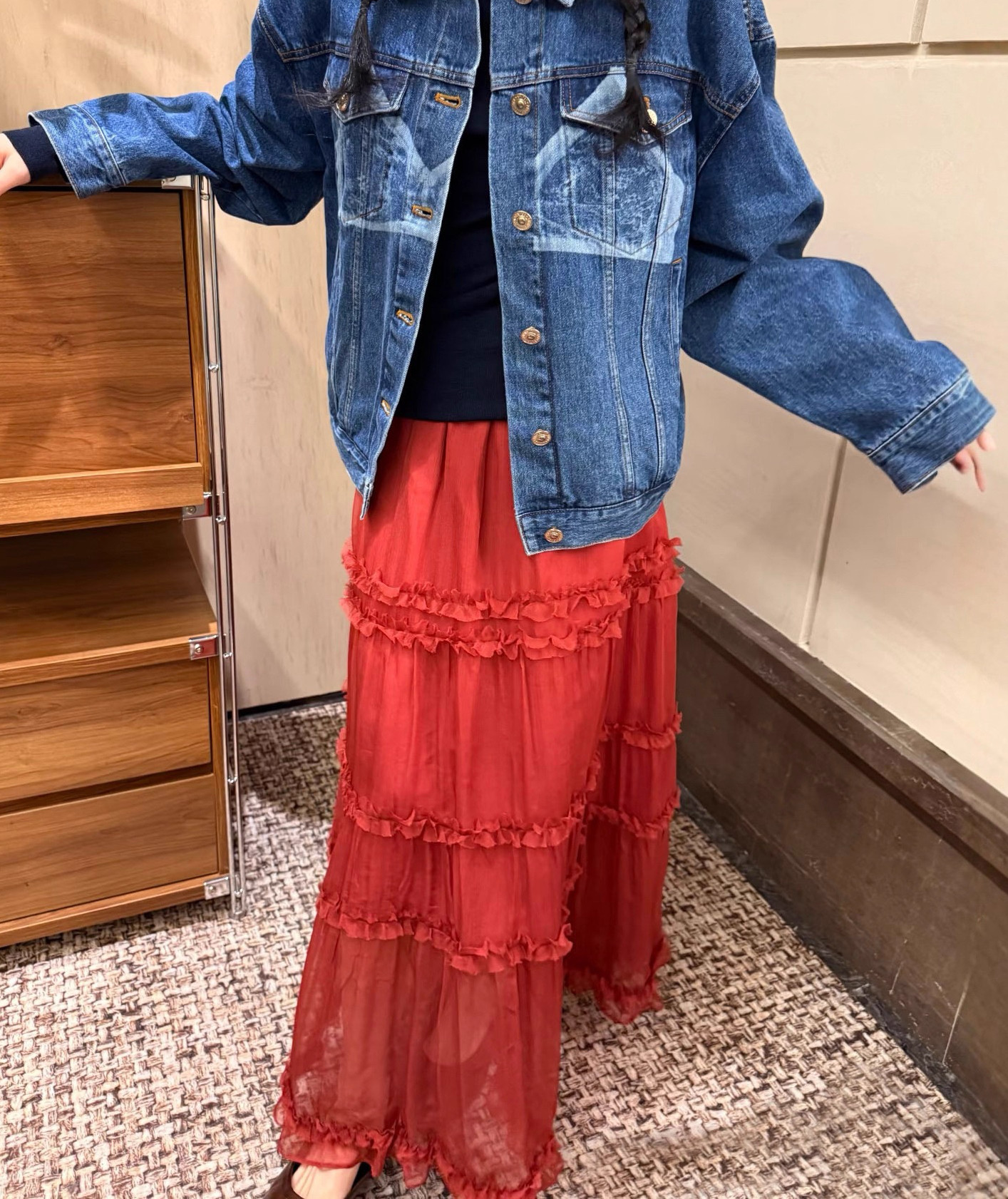 2026早春款设计师款 高品质MQ真丝木耳边百褶裙新年红半身裙子