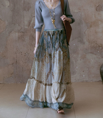 P.tree“Luster Isle” 织镜 100%人丝顺纡定位花法式复古半身裙