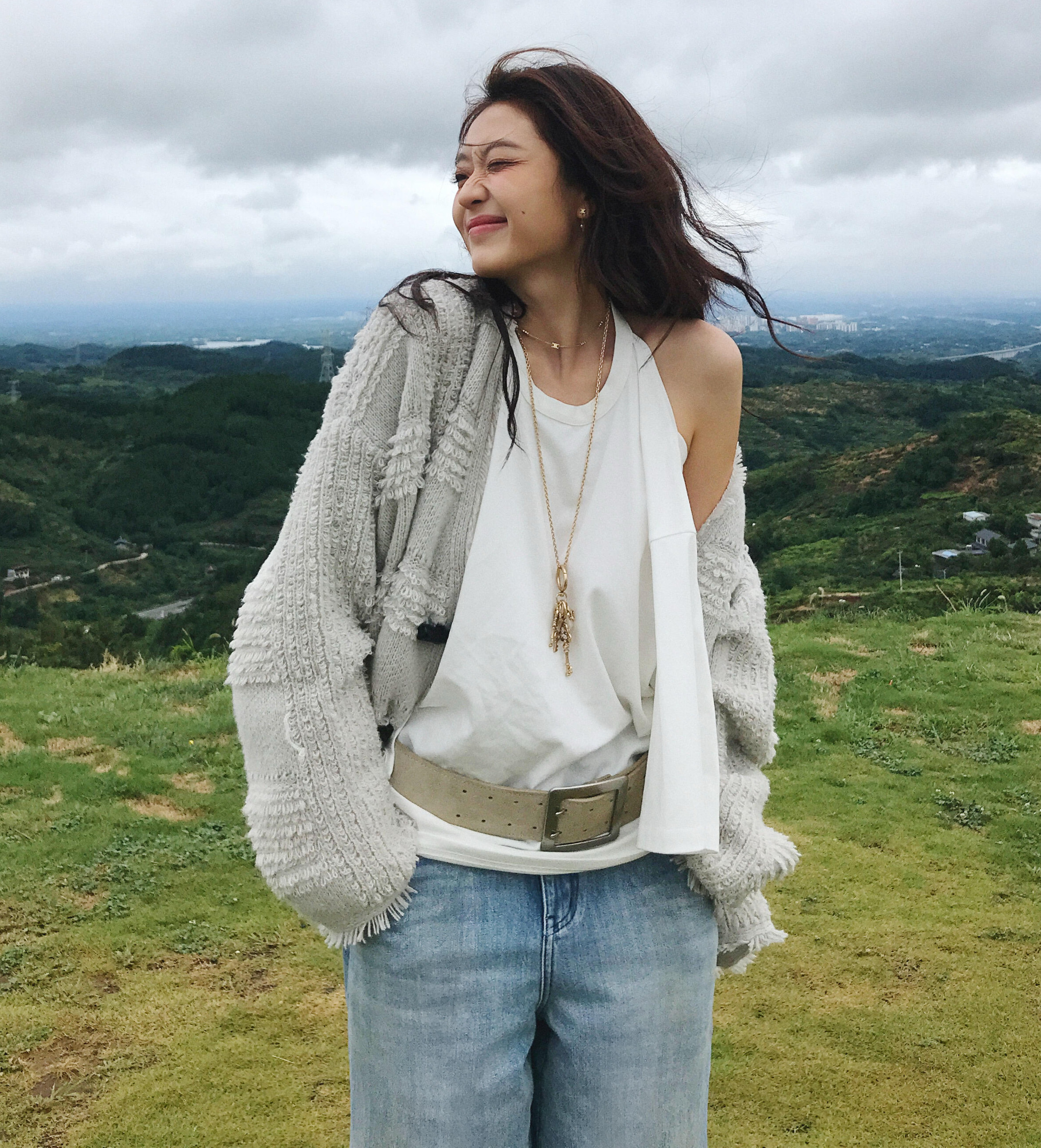 【孙千同款】素舶复古流苏肌理蝙蝠袖廓形宽松厚外套牛角扣针织衫