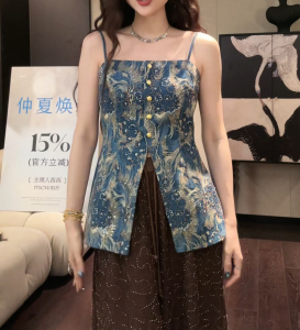 三吉「6/13晚8点新品95折」【泛灵】 图腾珠片绣牛仔吊带组合黑花