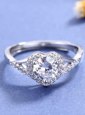 纯银心形镶嵌圆形莫桑石钻石戒指女时尚爱心日韩订婚戒求婚指环