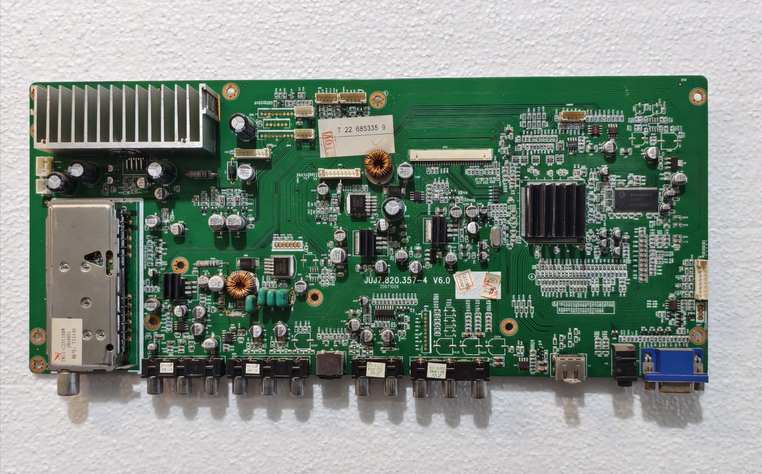 原装长虹LT4619P主板JUJ7.820.357.-4 V2.0屏LTA460WT-L03 测好