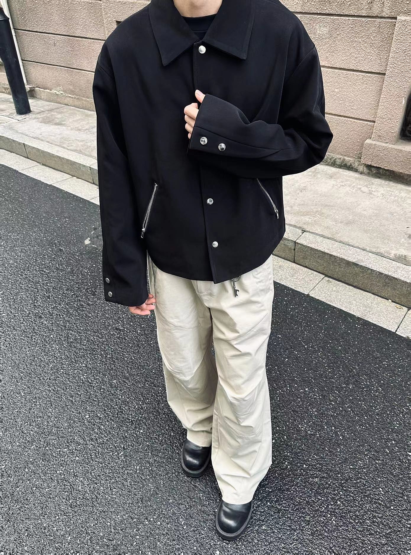 短款显腿长拉链外套cleanfit