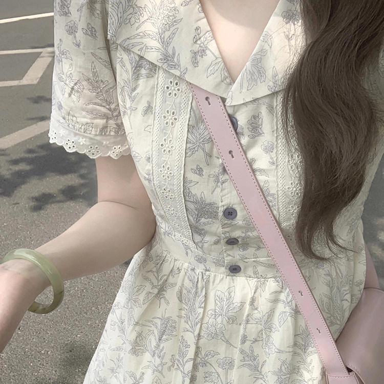 碎花连衣裙女夏季2025新款穿搭法式翻领衬衫掐腰巨好看的气质长裙