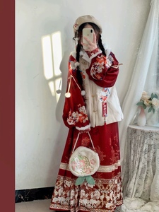 大码汉服女胖mm200斤明制方领比甲刺绣马面裙加厚拜年服冬季套装