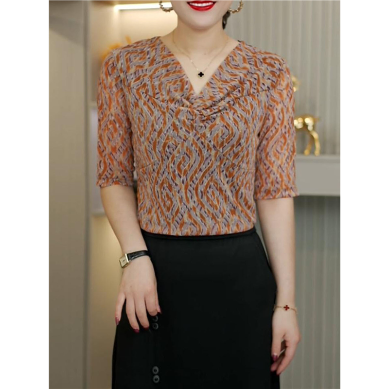 夏季新款气质扭结V领中袖打底衫