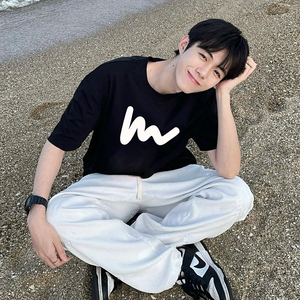 wassup HAPPY设计感短袖t恤男夏季2025新款宽松潮流潮牌情侣上衣图片