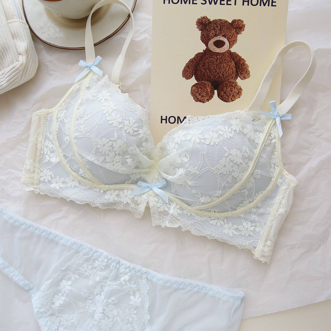 奶油派~纯欲蕾丝甜美少女内衣小胸聚拢显大防下垂无钢圈文胸套装